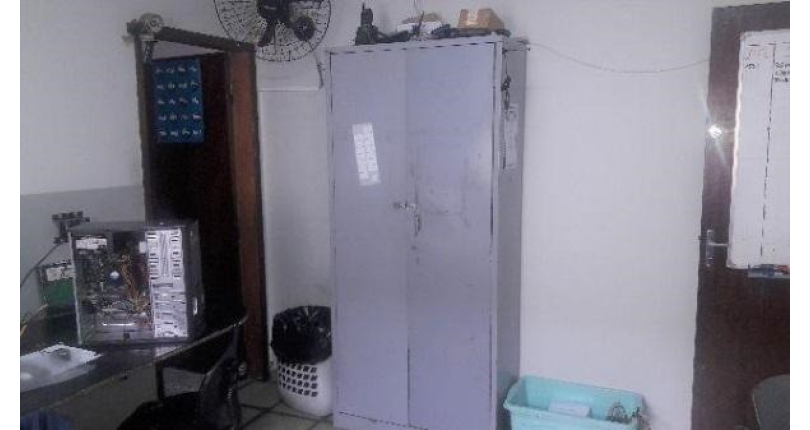 Casa à venda Rua Belo Jardim, Jardim Mutinga - Imóveis à Venda