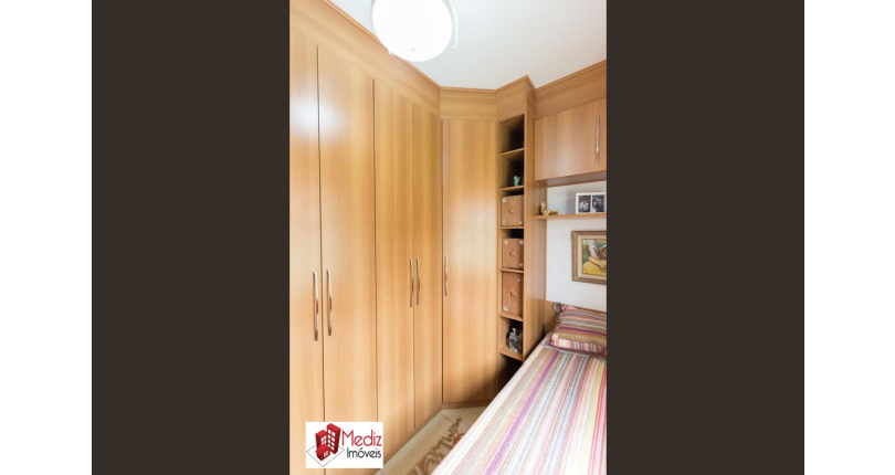 Sobrado à venda no Bairro do Parque São Domingos na Rua Rua Senador Alberto Pasqualini