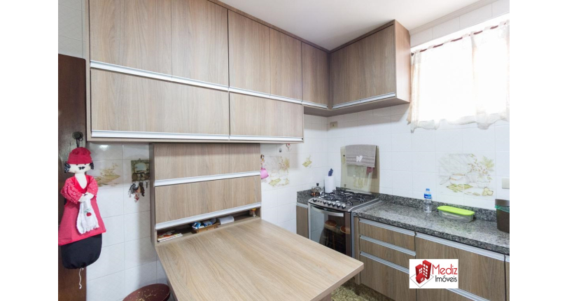 Sobrado à venda no Bairro do Parque São Domingos na Rua Rua Senador Alberto Pasqualini