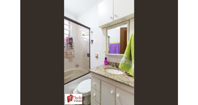 Sobrado à venda no Bairro do Parque São Domingos na Rua Rua Senador Alberto Pasqualini