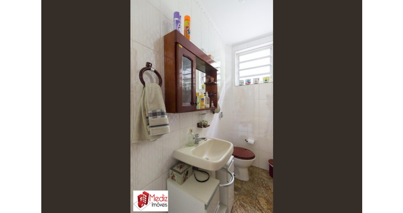 Sobrado à venda no Bairro do Parque São Domingos na Rua Rua Senador Alberto Pasqualini