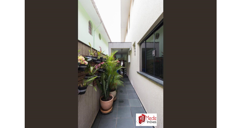 Sobrado à venda no Bairro do Parque São Domingos na Rua Rua Senador Alberto Pasqualini