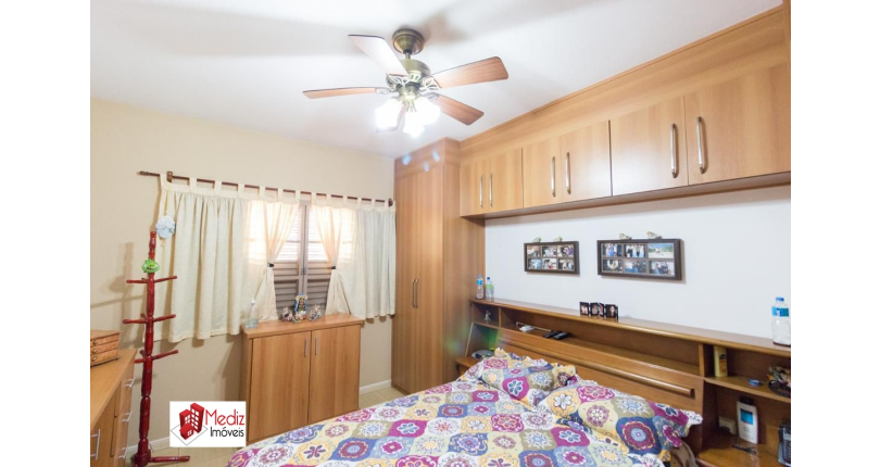 Sobrado à venda no Bairro do Parque São Domingos na Rua Rua Senador Alberto Pasqualini