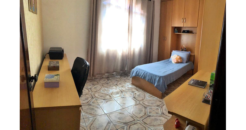 Sobrado à venda Rua Santa Teresa de Ávila, Jardim São José (Zona Norte) - Imóveis à Venda