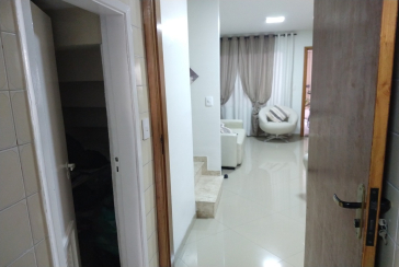 Sobrado á venda no Conjunto Residencial Vista Verde na Rua José Carlos de Resende