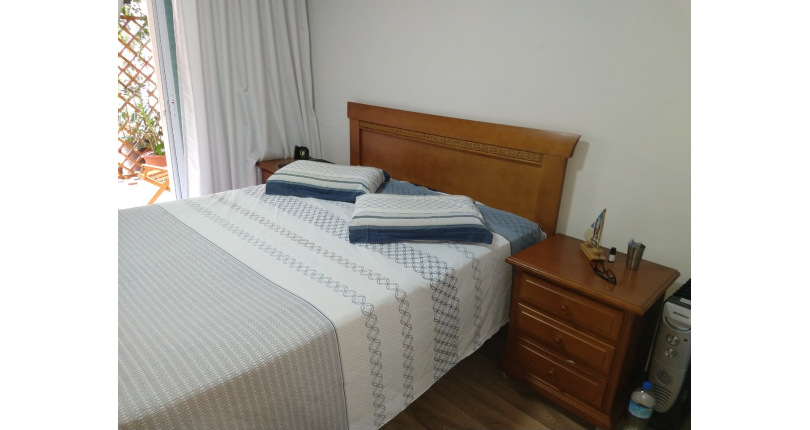 Sobrado á venda no Conjunto Residencial Vista Verde na Rua José Carlos de Resende