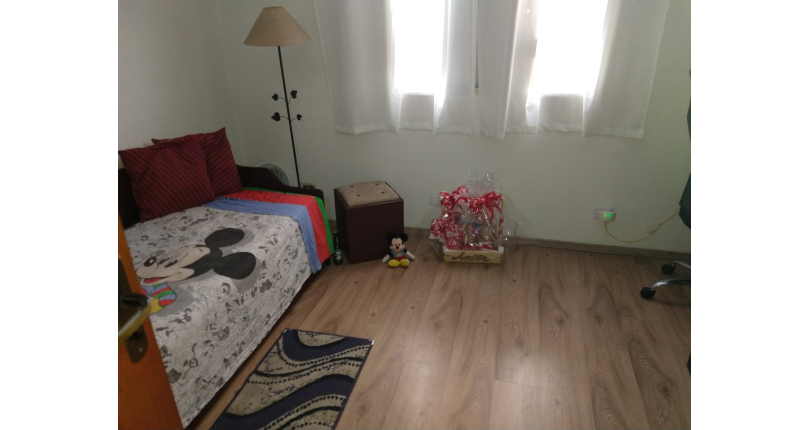 Sobrado á venda no Conjunto Residencial Vista Verde na Rua José Carlos de Resende