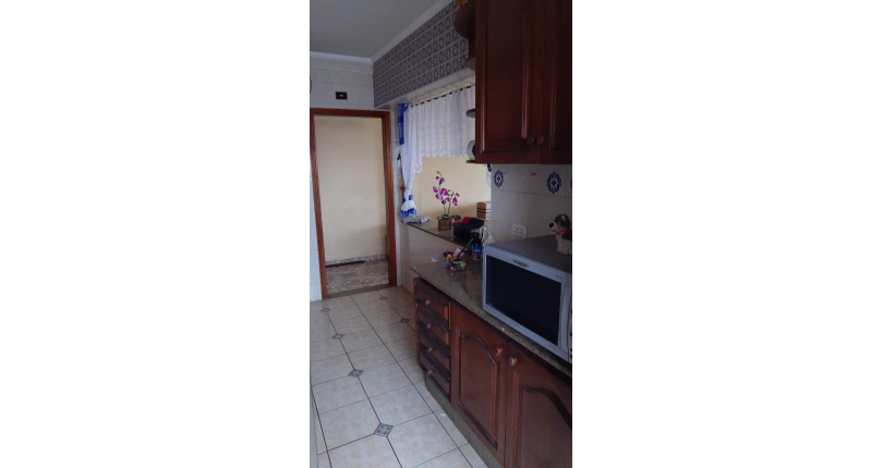 Apartamento à venda na Vila Pereira Barreto na Rua Luís Carneiro 255, no Condomínio Edifício Metrópolis