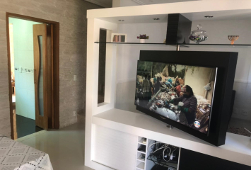 Sobrado à venda no Jaraguá na Rua Dona Gertrudes Jordão 257, no Condomínio Village Park 