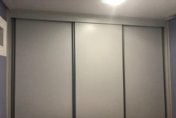 Sobrado à venda no Jaraguá na Rua Dona Gertrudes Jordão 257, no Condomínio Village Park 