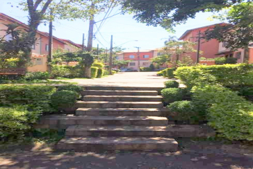 Sobrado à venda no Jaraguá na Rua Dona Gertrudes Jordão 257, no Condomínio Village Park 