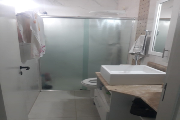 Sobrado à venda no Jaraguá na Rua Dona Gertrudes Jordão 257, no Condomínio Village Park 