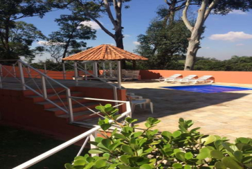 Sobrado à venda no Jaraguá na Rua Dona Gertrudes Jordão 257, no Condomínio Village Park 