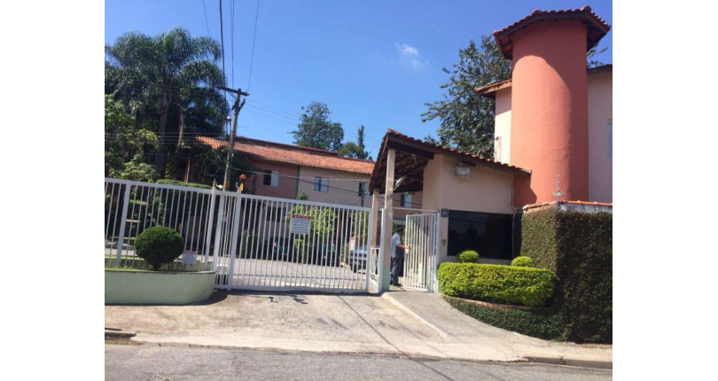 Sobrado à venda no Jaraguá na Rua Dona Gertrudes Jordão 257, no Condomínio Village Park 