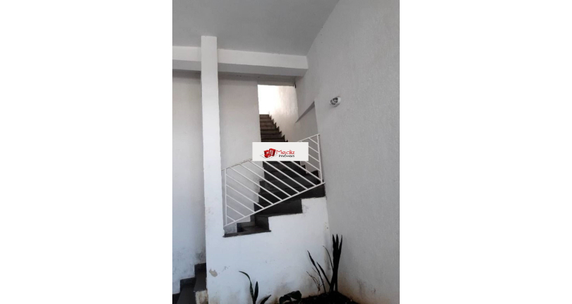 Belo Sobrado à venda na Vila Guedes na Rua Confidência Musical, 