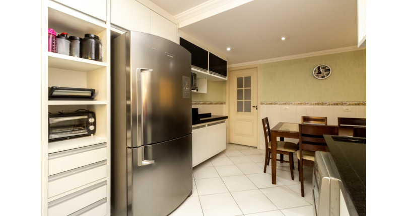 Sobrado à venda Rua Doutor Odon Carlos de Figueiredo Ferraz, Parque São Domingos - Imóveis à Venda