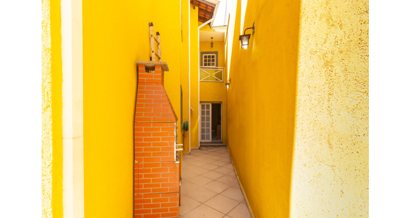 Sobrado à venda Rua Doutor Odon Carlos de Figueiredo Ferraz, Parque São Domingos - Imóveis à Venda