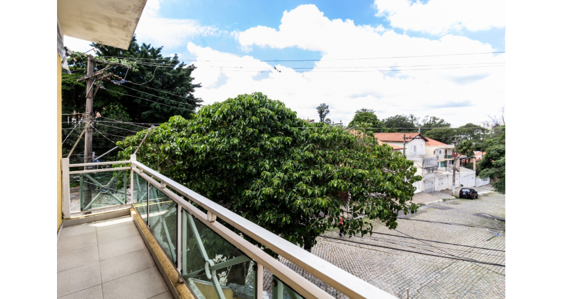 Sobrado à venda Rua Doutor Odon Carlos de Figueiredo Ferraz, Parque São Domingos - Imóveis à Venda