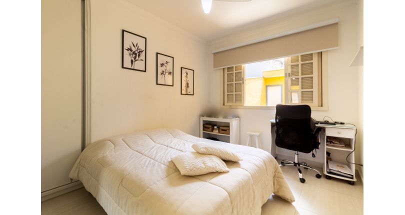 Sobrado à venda Rua Doutor Odon Carlos de Figueiredo Ferraz, Parque São Domingos - Imóveis à Venda