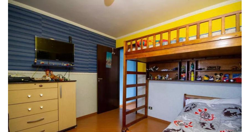 Sobrado à venda na Vila Palmeiras na Rua Antônio Teixeira Braga