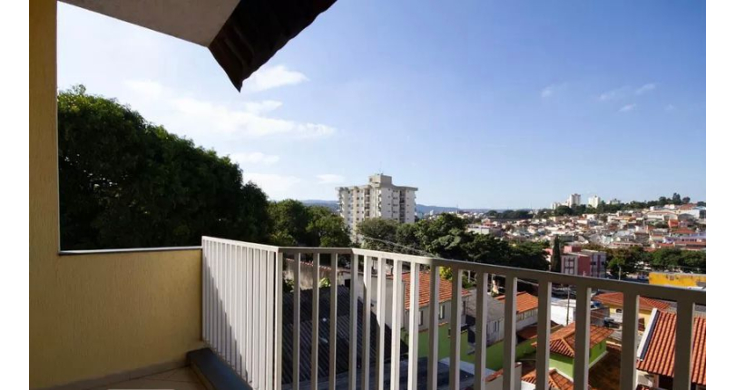 Sobrado à venda na Vila Palmeiras na Rua Antônio Teixeira Braga