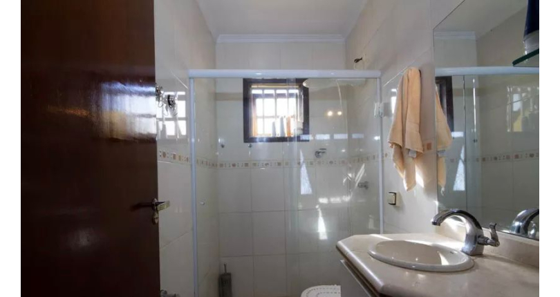 Sobrado à venda na Vila Palmeiras na Rua Antônio Teixeira Braga