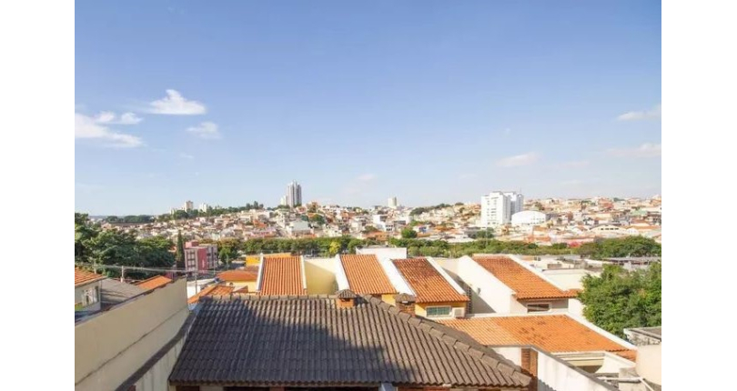 Sobrado à venda na Vila Palmeiras na Rua Antônio Teixeira Braga