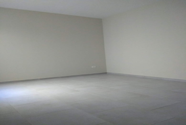 Prédio à venda na Vila Zat na Rua Professor José Lourenço