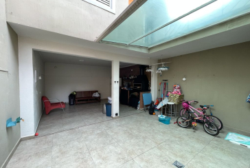 Sobrado à venda no Conjunto Residencial Vista Verde na Rua Desembargador Lauro de Souza Alves