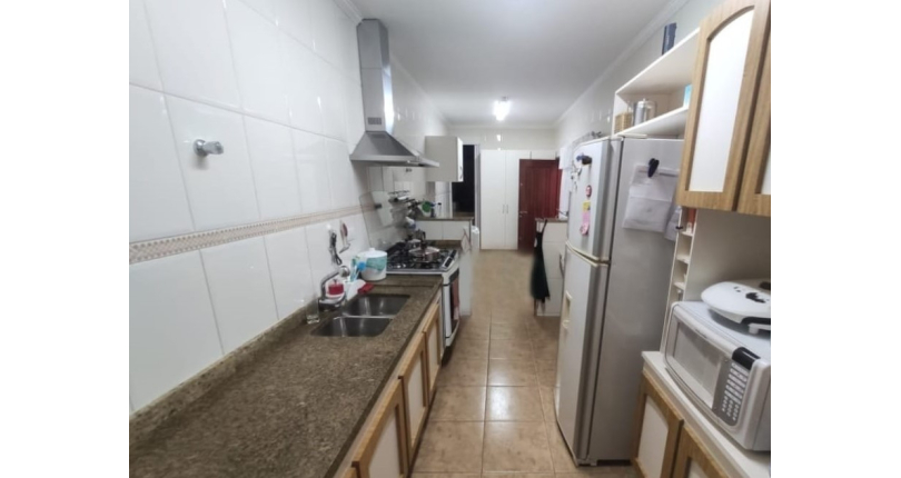  Casa à venda em Osasco na Vila dos Remédios na Rua Frei João Augusto Becker,