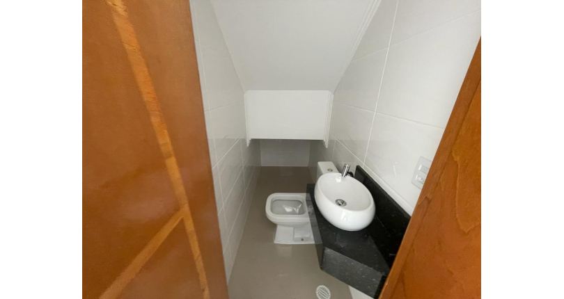 Sobrado novo à venda no Jardim Mangalot na Rua Manoel Martins da Rocha