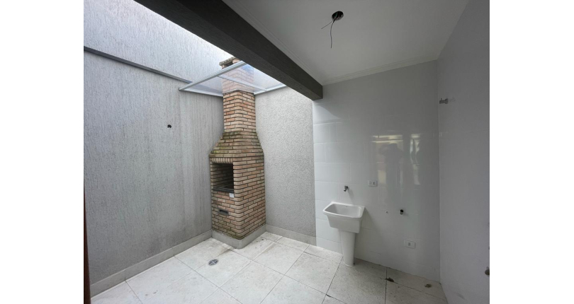 Sobrado novo à venda no Jardim Mangalot na Rua Manoel Martins da Rocha