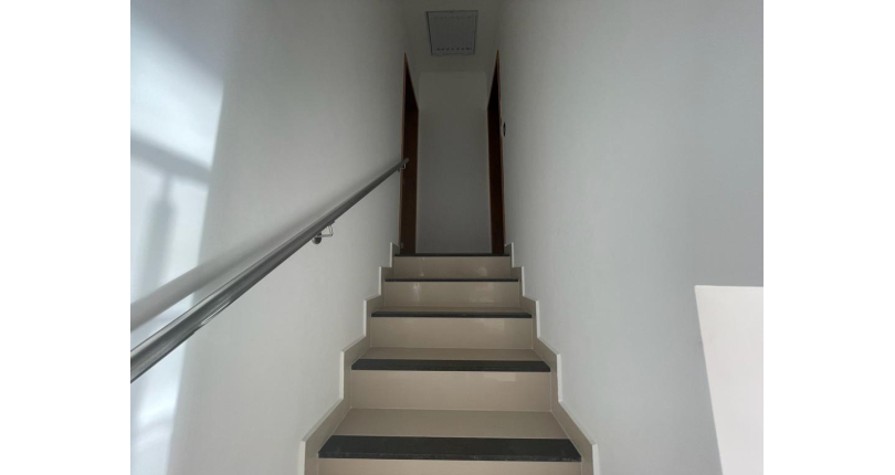 Sobrado novo à venda no Jardim Mangalot na Rua Manoel Martins da Rocha