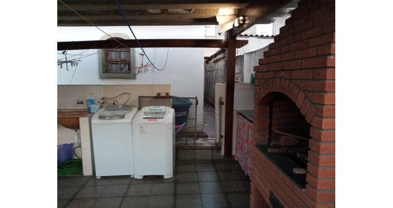 Sobrado á venda no Jardim Jaraguá na Rua Capitão Antônio Bueno Rangel, com 3 dormitórios