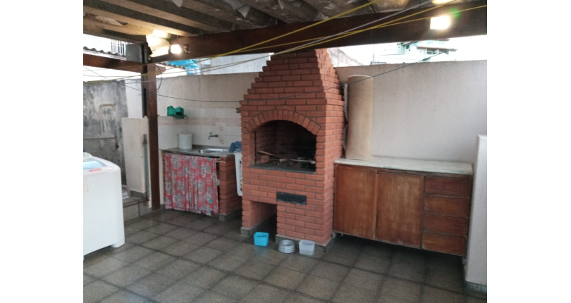 Sobrado á venda no Jardim Jaraguá na Rua Capitão Antônio Bueno Rangel, com 3 dormitórios