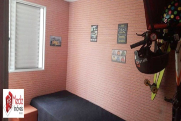 Apartamento à venda na Vila Guedes na Rua Martinho do Amaral 101, no Condomínio Edifício Safira