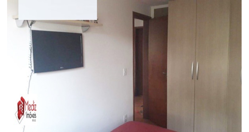 Apartamento à venda na Vila Guedes na Rua Martinho do Amaral 101, no Condomínio Edifício Safira
