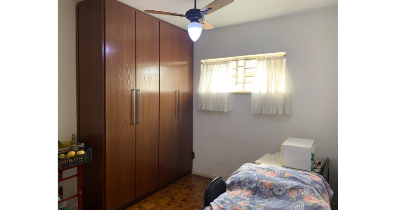 Casa Térrea no Jardim Maristela na Rua Coronel Augusto Machado