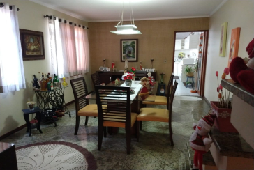  Sobrado à venda no Parque São Domingos na Rua Dona Herminda Borba Attuy