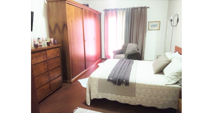 Sobrado à venda Rua Dona Herminda Borba Attuy, Parque São Domingos - Imóveis à Venda