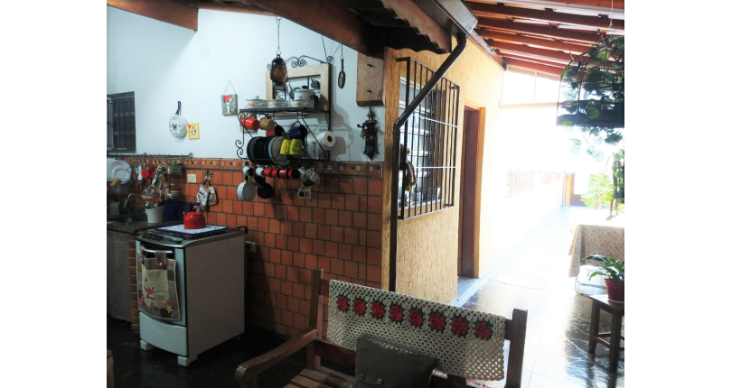  Sobrado à venda no Parque São Domingos na Rua Dona Herminda Borba Attuy