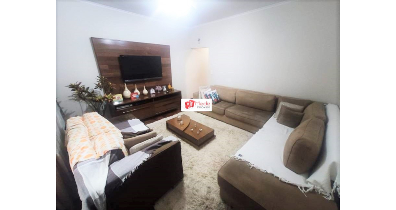 Sobrado à venda nos Remédios na Rua Frei João Augusto Becker