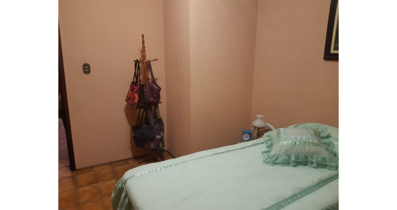 Sobrado à venda na Vila Boaçava na Rua Itamogi,