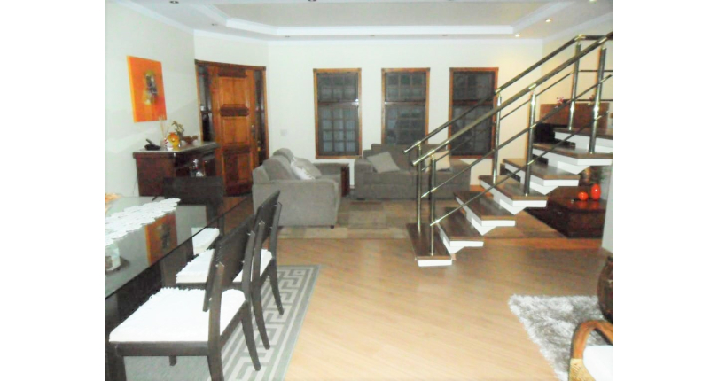 Sobrado à venda no City Recanto Anastácio na Rua União Federativa, Condomínio Sacra