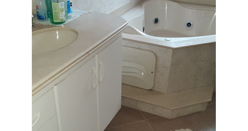 Sobrado à venda no City Recanto Anastácio na Rua União Federativa, Condomínio Sacra