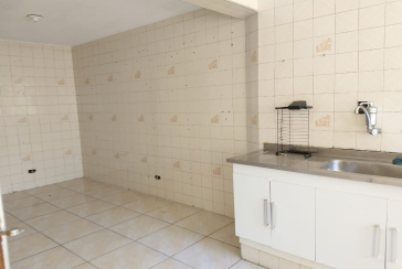  Ótimo Sobrado à venda no Jardim Santa Mônica na Rua Carlos de Resende