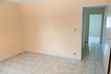  Ótimo Sobrado à venda no Jardim Santa Mônica na Rua Carlos de Resende