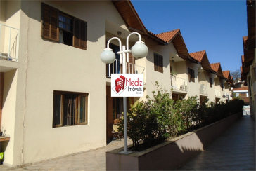  Sobrado à venda no Parque São Domingos na Rua João Veloso de Oliveira 235 no Condomínio Primavera 