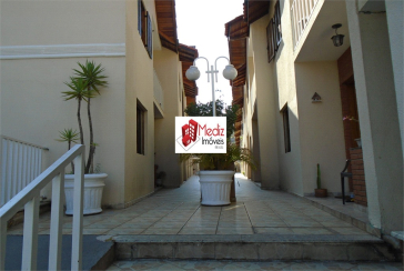  Sobrado à venda no Parque São Domingos na Rua João Veloso de Oliveira 235 no Condomínio Primavera 