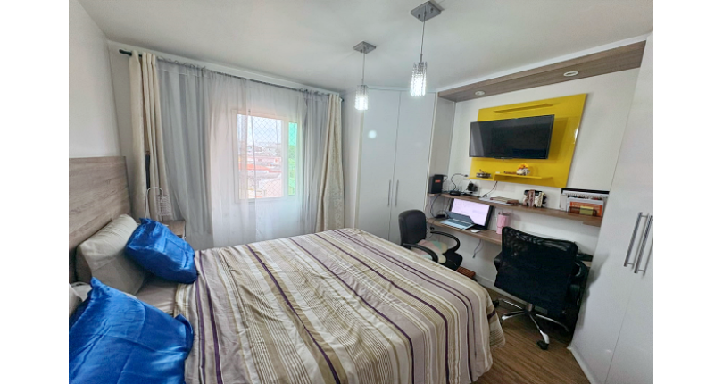 Sobrado à venda Avenida Santa Mônica, 326, Jardim Santa Mônica - Imóveis à Venda